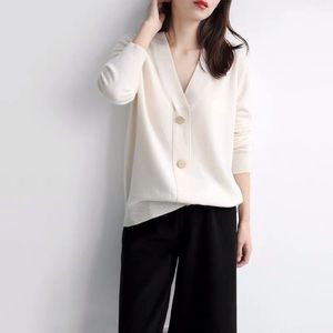 Cashmere & wool blend sweater